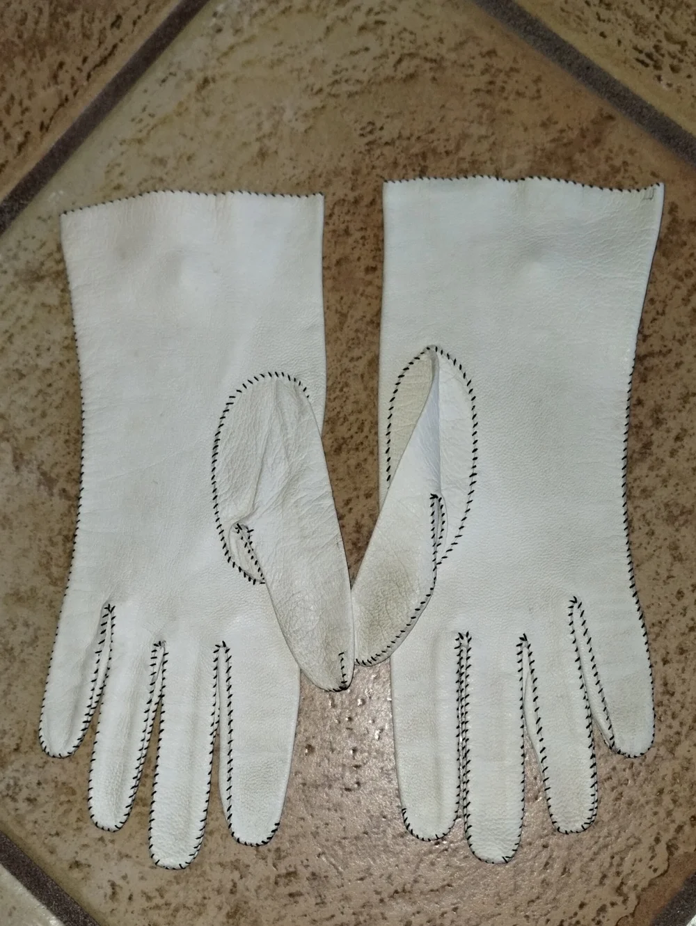 Vintage Leather Gloves